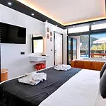 İslamlar 2 Bedroom Secluded With Private Pool Hot Tub Kalkan