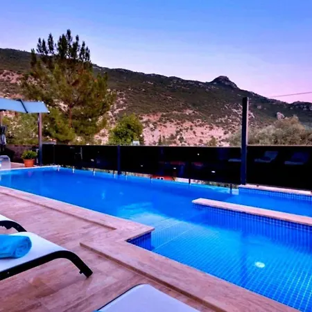 İslamlar 2 Bedroom Secluded With Private Pool Hot Tub Villa *