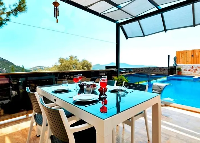İslamlar 2 Bedroom Secluded With Private Pool Hot Tub Villa Kalkan