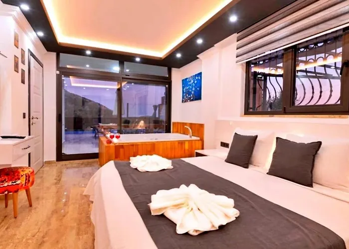Villa İslamlar 2 Bedroom Secluded With Private Pool Hot Tub