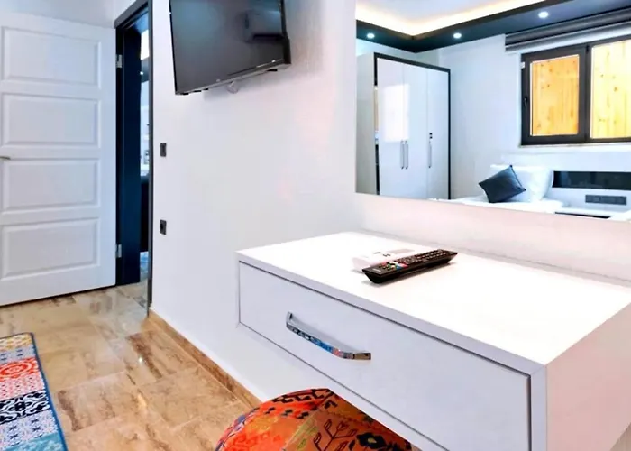Villa İslamlar 2 Bedroom Secluded With Private Pool Hot Tub
