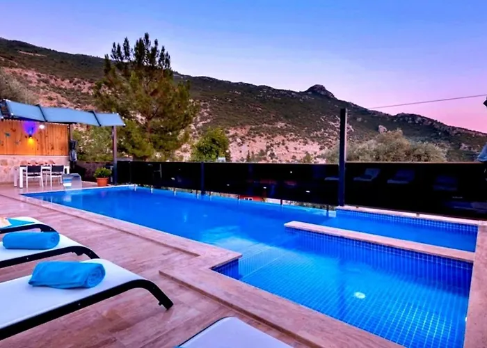 İslamlar 2 Bedroom Secluded With Private Pool Hot Tub Villa *