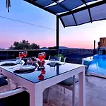 Villa İslamlar 2 Bedroom Secluded With Private Pool Hot Tub *