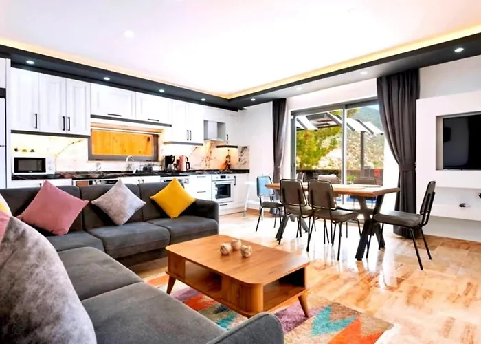 빌라 İslamlar 2 Bedroom Secluded With Private Pool Hot Tub 칼칸